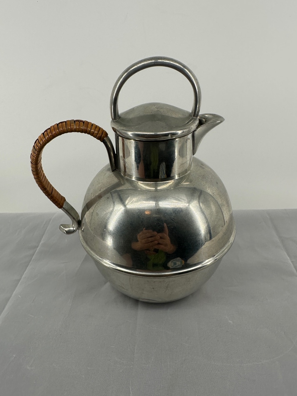 Queen Art Pewter Teapot 1930s Deco Style Brooklyn NY USA Round Shape Design